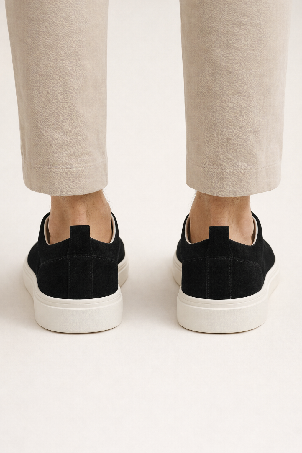LeoMar V1 Suede Slip-On Black