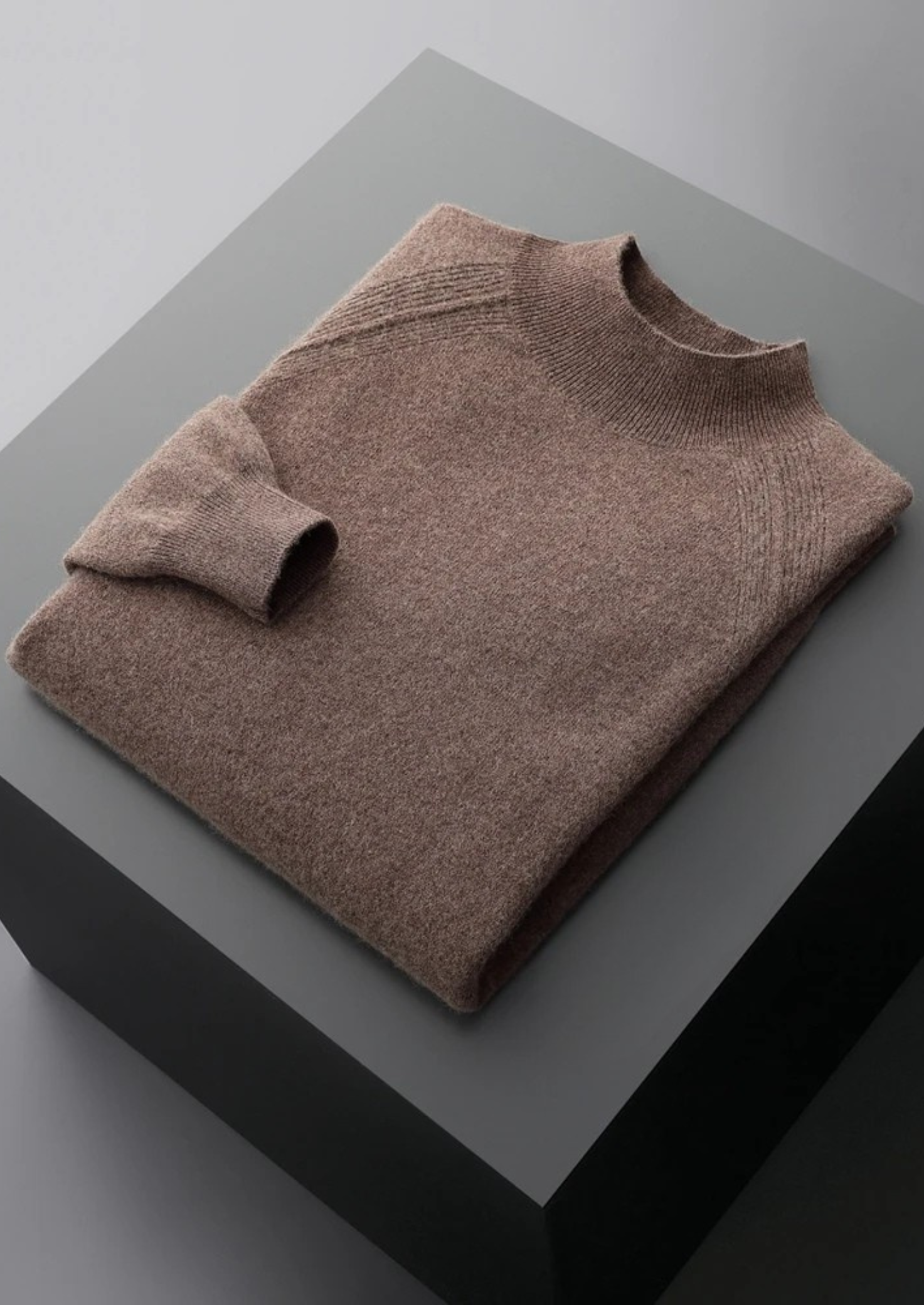 PURE EXTRA-FINE MERINO WOOL RAGLAN MOCKNECK