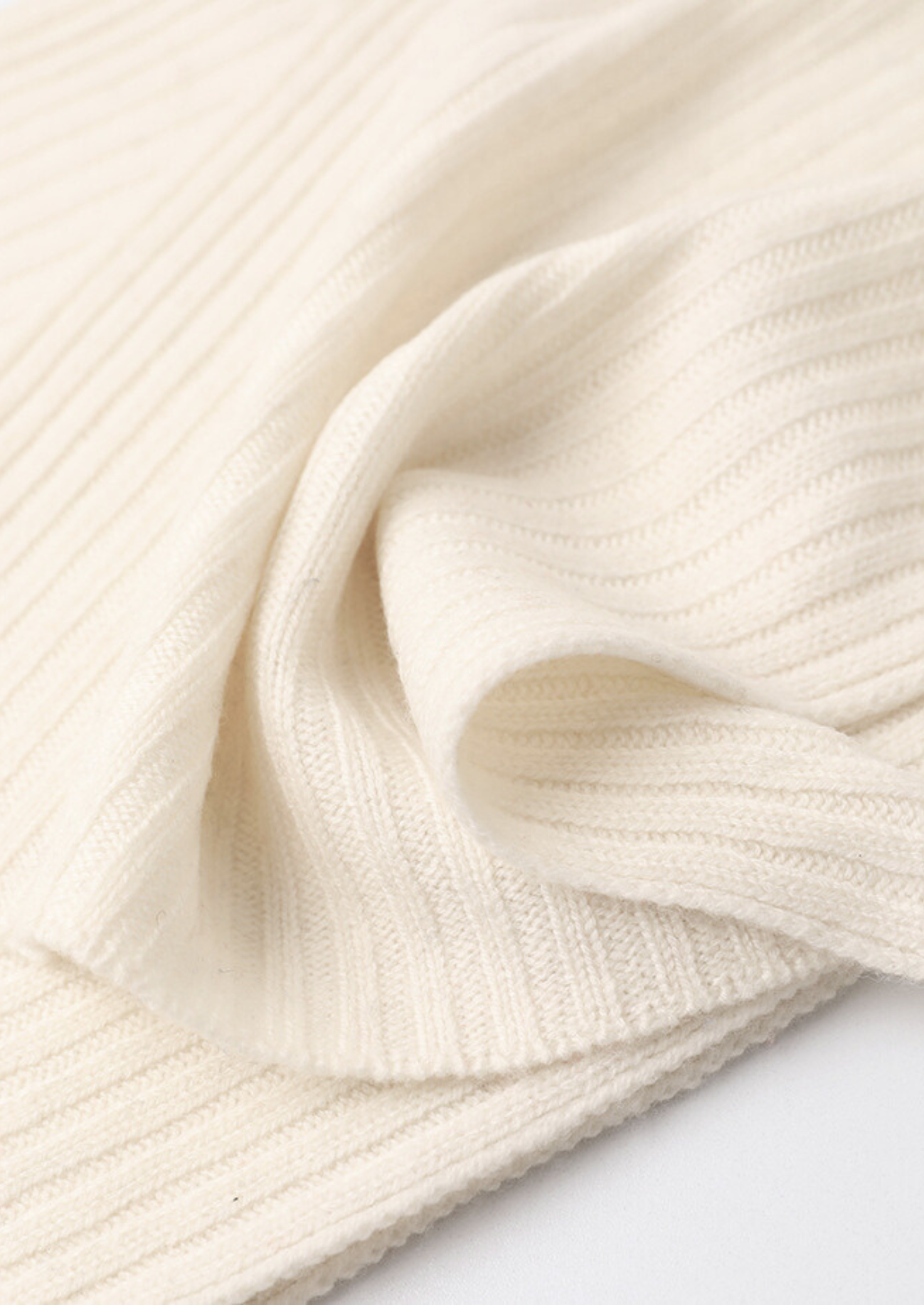 PURE EXTRA-FINE MERINO WOOL WINTERTIME ESSENTIALS - IVORY