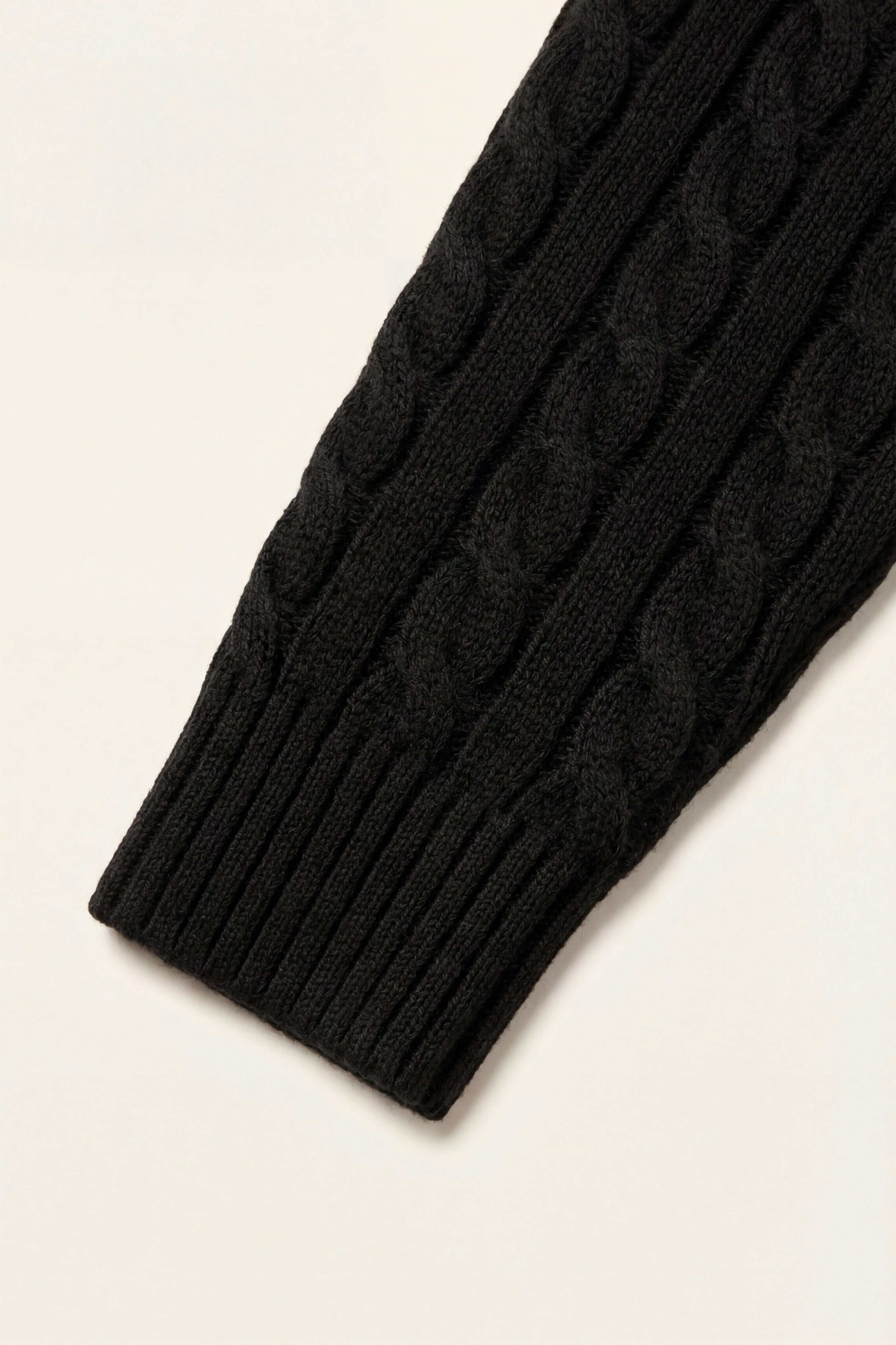 Medici Cable Knit Black