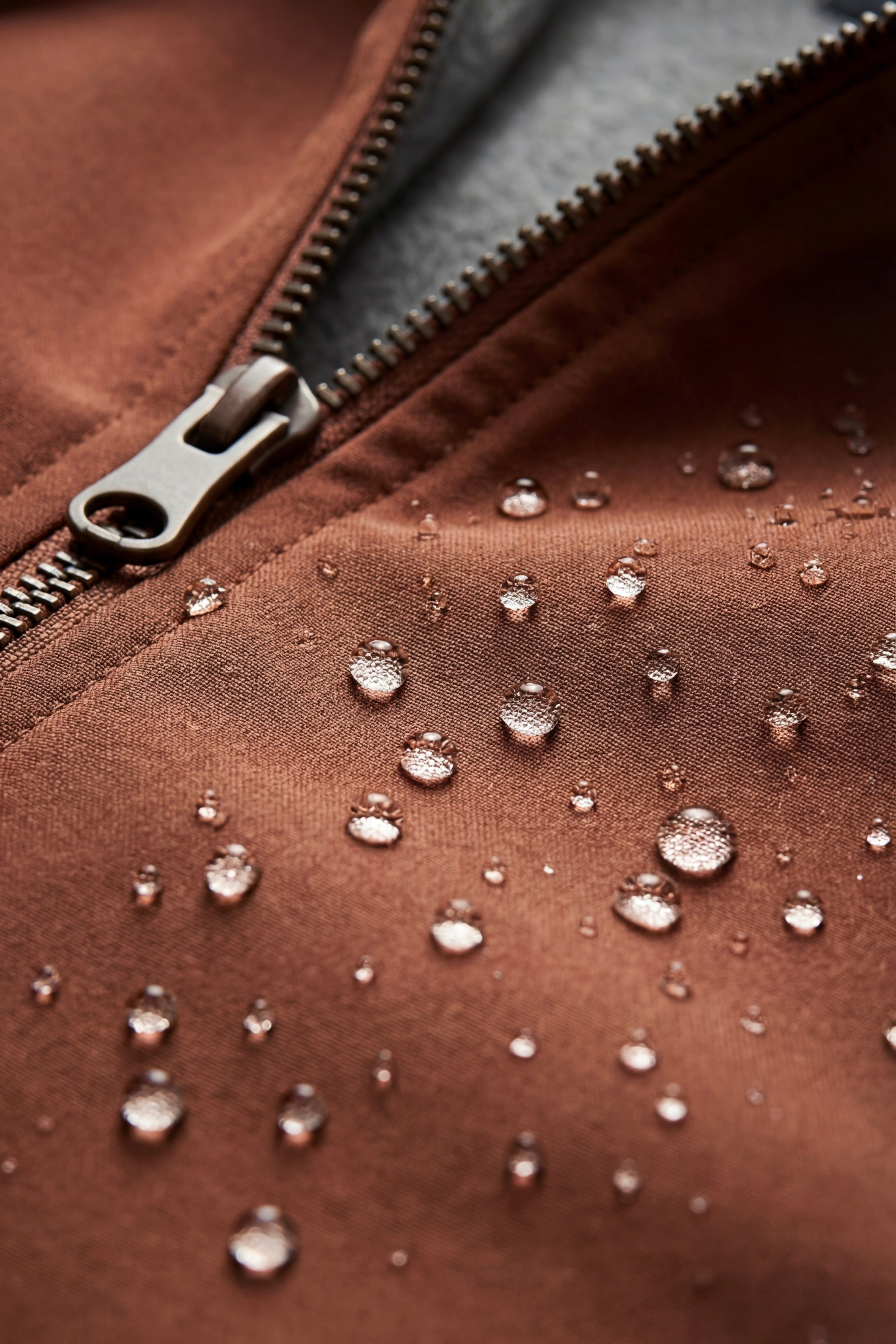 Leonis Reversible Vest Terracotta